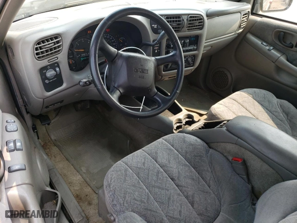 2001 GMC Sonoma SLS w/1SH Pkg with VIN 1GTDT19W618233552, listed as a Copart auction lot 64511814 with 97,794 mi miles and Salvage Title. Bid and sale history available at carsss.com. Image 8.