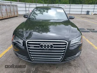2013 Audi A8 3.0L с VIN WAURGAFD8DN012938, выставлен на аукционе IAAI как лот 42334901 с пробегом 64 235 миль миль и . История ставок и продаж доступна на DreamBid. Изображение 12.