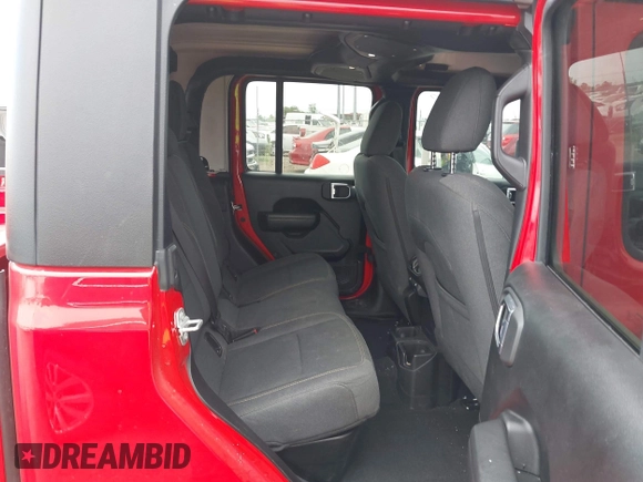 2024 Jeep Gladiator Sport with VIN 1C6HJTAG5RL101616, listed as a IAAI auction lot 42156992 with 31,824 mi miles and . Bid and sale history available at DreamBid. Image 8.