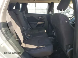 2017 Jeep Cherokee Latitude with VIN 1C4PJLCB2HW619654, listed as a Copart auction lot 52135795 with 161,299 mi miles and Clean Title. Bid and sale history available at carsss.com. Image 11.
