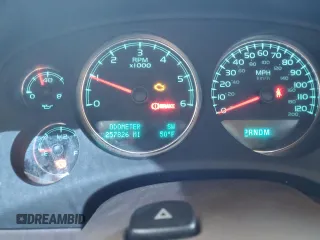 2010 Chevrolet Suburban LT z VIN 1GNUCJE02AR100256, wystawiony jako Copart lot #49978905 z przebiegiem 257 826 mil mil oraz Szkoda całkowita • Salvage title. Historia ofert i sprzedaży dostępna na DreamBid. Obrazek 9.
