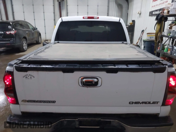 2005 Chevrolet Silverado 1500 LT with VIN 2GCEK13T651359294, listed as a IAAI auction lot 41863789 with 174,291 mi miles and . Bid and sale history available at DreamBid. Image 19.