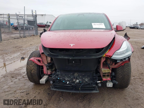 2021 Tesla Model Y Long Range with VIN 5YJYGDEE3MF204941, listed as a IAAI auction lot 41712562 with 36,549 mi miles. Bid and sale history available at carsss.com. Image 12.
