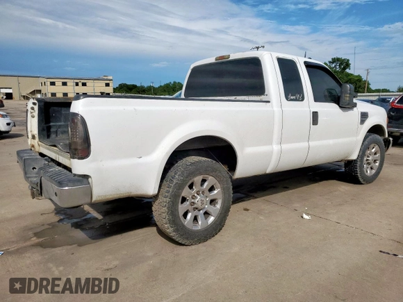 2008 Ford F-250 XL z VIN 1FTNX20508ED32012, wystawiony jako Copart lot #60426005 z przebiegiem 379 231 mil mil oraz Szkoda całkowita • Salvage title. Historia ofert i sprzedaży dostępna na DreamBid. Obrazek 3.