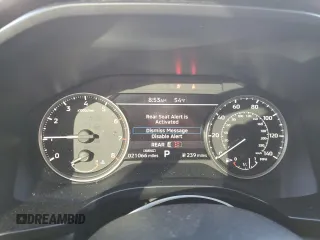 2024 Mitsubishi Outlander ES z VIN JA4J3UA84RZ080459, wystawiony jako Copart lot #47475125 z przebiegiem 21 066 mil mil oraz Szkoda całkowita • Salvage title. Historia ofert i sprzedaży dostępna na DreamBid. Obrazek 9.
