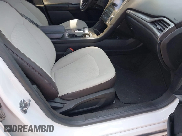 2020 Ford Fusion SE with VIN 3FA6P0HD3LR126389, listed as a IAAI auction lot 42110279 with 51,767 mi miles and . Bid and sale history available at DreamBid. Image 5.