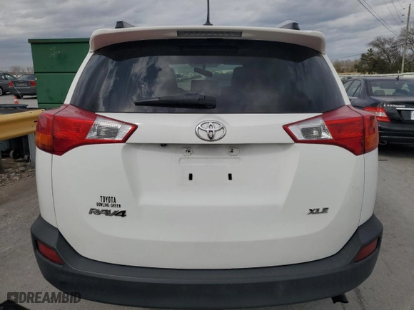 2014 Toyota RAV4 XLE with VIN JTMWFREV6ED026619, listed as a Copart auction lot 49907065 with 135,675 mi miles and Clean Title. Bid and sale history available at carsss.com. Image 6.