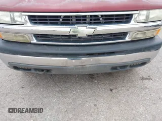 2001 Chevrolet Tahoe LS with VIN 1GNEK13T81J242596, listed as a IAAI auction lot 42177221 with 172,971 mi miles. Bid and sale history available at carsss.com. Image 6.