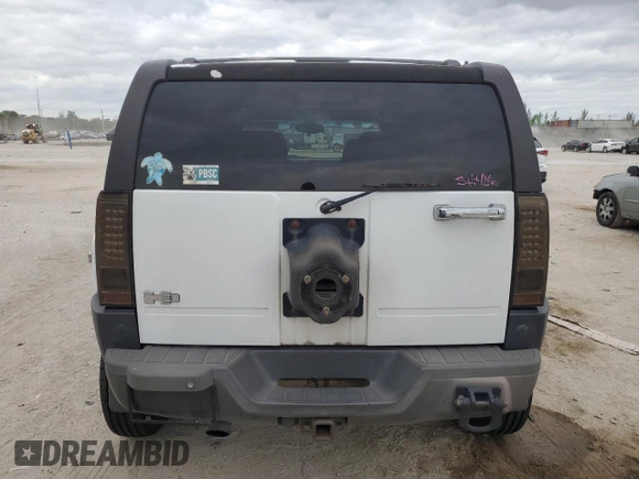 2006 Hummer H3 with VIN 5GTDN136968113134, listed as a Copart auction lot 81031014 with 144,386 mi miles and Salvage Title. Bid and sale history available at carsss.com. Image 6.