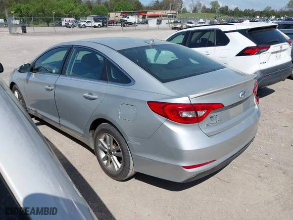 2015 Hyundai Sonata 2.4L SE with VIN 5NPE24AFXFH167360, listed as a IAAI auction lot 41959945 with 182,524 mi miles. Bid and sale history available at carsss.com. Image 3.