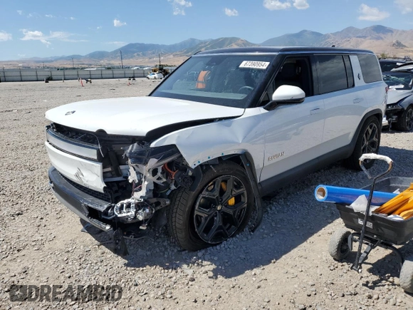 2023 Rivian R1S Launch Edition z VIN 7PDSGABLXPN004161, wystawiony jako Copart lot #67390954 z przebiegiem Nie podano mil oraz Szkody całkowita. Historia ofert i sprzedaży dostępna na DreamBid. Obrazek 1.