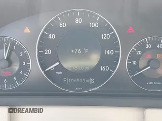 2007 Mercedes-Benz CLK-Class 3.5L with VIN WDBTJ56H47F215889, listed as a IAAI auction lot 42109563 with 106,593 mi miles. Bid and sale history available at carsss.com. Image 7.