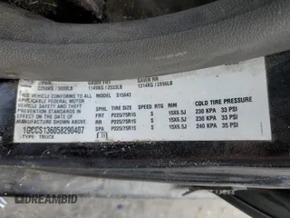 2005 Chevrolet Colorado 1SB LS Z85 with VIN 1GCCS136058290407, listed as a Copart auction lot 44561925 with 211,383 mi miles and Salvage Title. Bid and sale history available at carsss.com. Image 12.