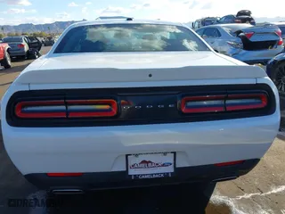 2021 Dodge Challenger SXT with VIN 2C3CDZAG5MH546901, listed as a IAAI auction lot 41447572 with 1 mi miles. Bid and sale history available at carsss.com. Image 16.