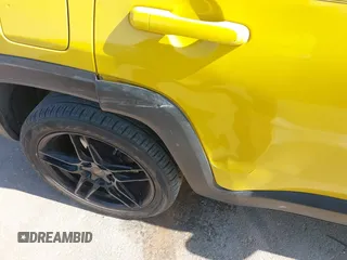 2016 Jeep Renegade Latitude z VIN ZACCJABT1GPD53424, wystawiony jako IAAI lot #42349781 z przebiegiem 108 209 mil mil oraz . Historia ofert i sprzedaży dostępna na DreamBid. Obrazek 6.
