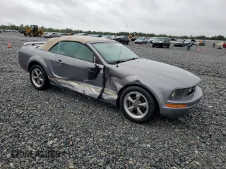 2006 Ford Mustang Standard with VIN 1ZVFT84N165154215, listed as a Copart auction lot 52100595 with 94,608 mi miles and Salvage Title. Bid and sale history available at carsss.com. Image 4.