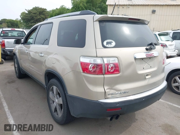 2012 GMC Acadia SLT1 with VIN 1GKKRRED4CJ135970, listed as a IAAI auction lot 42121346 with 178,550 mi miles. Bid and sale history available at carsss.com. Image 3.
