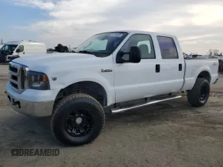 2006 Ford F-250 XL z VIN 1FTSW21Y96EB93011, wystawiony jako Copart lot #87246434 z przebiegiem 157 516 mil mil oraz Czysty tytuł • Clean title. Historia ofert i sprzedaży dostępna na DreamBid. Obrazek 1.