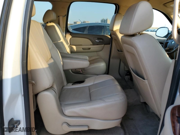 2009 Chevrolet Suburban LT w/2LT with VIN 1GNFC26J09R147755, listed as a Copart auction lot 72418304 with 239,660 mi miles and Salvage Title. Bid and sale history available at carsss.com. Image 11.