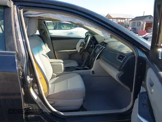 2015 Toyota Camry LE z VIN 4T1BD1FK8FU172673, wystawiony jako IAAI lot #41780228 z przebiegiem 171 308 mil mil oraz . Historia ofert i sprzedaży dostępna na DreamBid. Obrazek 5.
