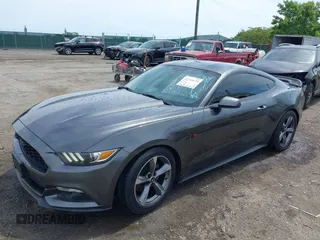 2016 Ford Mustang EcoBoost z VIN 1FA6P8TH6G5263795, wystawiony jako IAAI lot #42310175 z przebiegiem 124 174 mil mil oraz . Historia ofert i sprzedaży dostępna na DreamBid. Obrazek 2.