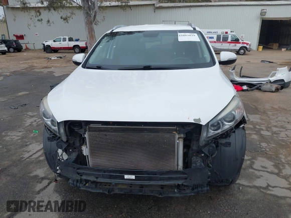 2016 Kia Sorento EX with VIN 5XYPH4A5XGG159444, listed as a IAAI auction lot 42083829 with 114,615 mi miles and . Bid and sale history available at DreamBid. Image 13.