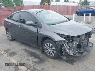 2021 Toyota Prius LE с VIN JTDKAMFP4M3194053, выставлен на аукционе IAAI как лот 42441091 с пробегом 47 290 миль миль и . История ставок и продаж доступна на DreamBid. Изображение 1.
