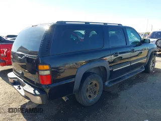 2005 Chevrolet Suburban LS z VIN 3GNEC16Z25G158598, wystawiony jako IAAI lot #41266791 z przebiegiem 237 191 mil mil oraz . Historia ofert i sprzedaży dostępna na DreamBid. Obrazek 4.