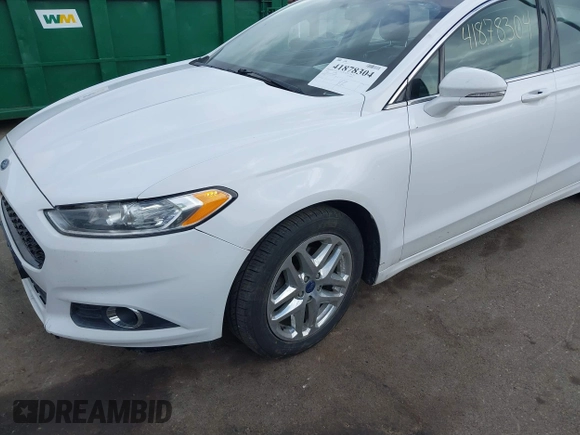 2014 Ford Fusion SE with VIN 1FA6P0HDXE5382549, listed as a IAAI auction lot 41878304 with 232,000 mi miles. Bid and sale history available at carsss.com. Image 6.