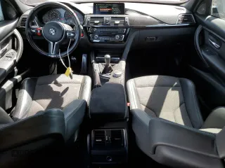2018 BMW M3 with VIN WBS8M9C50J5K98422, listed as a Copart auction lot 57500235 with 62,915 mi miles and Salvage title. Bid and sale history available at DreamBid. Image 8.