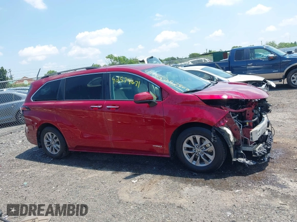 2021 Toyota Sienna XLE with VIN 5TDYSKFC5MS018541, listed as a IAAI auction lot 42579671 with 86,949 mi miles and . Bid and sale history available at DreamBid. Image 14.