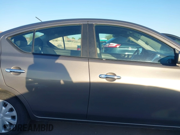 2016 Nissan Versa S Plus with VIN 3N1CN7AP0GL894732, listed as a IAAI auction lot 42543601 with 85,319 mi miles and . Bid and sale history available at DreamBid. Image 14.