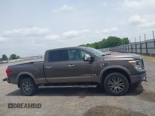 2016 Nissan Titan SL z VIN 1N6BA1F48GN510113, wystawiony jako IAAI lot #42252271 z przebiegiem 58 691 mil mil oraz . Historia ofert i sprzedaży dostępna na DreamBid. Obrazek 13.