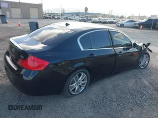2015 Infiniti Q40 with VIN JN1CV6AP5FM501354, listed as a IAAI auction lot 41901144 with 103,878 mi miles. Bid and sale history available at carsss.com. Image 4.