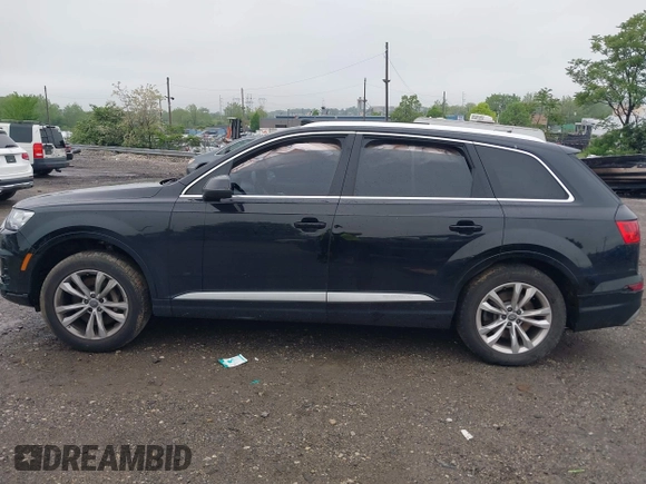 2017 Audi Q7 Premium Plus with VIN WA1LAAF78HD033413, listed as a IAAI auction lot 42188781 with Not provided miles and . Bid and sale history available at DreamBid. Image 14.