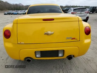 2004 Chevrolet SSR LS with VIN 1GCES14P94B103652, listed as a Copart auction lot 49333685 with 28,415 mi miles and Salvage Title. Bid and sale history available at DreamBid. Image 6.