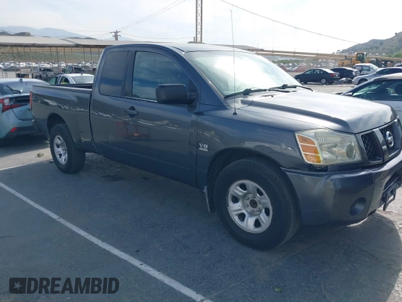 2004 Nissan Titan SE with VIN 1N6AA06A04N567056, listed as a IAAI auction lot 42044609 with 122,174 mi miles. Bid and sale history available at carsss.com. Image 1.