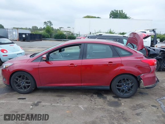 2016 Ford Focus SE with VIN 1FADP3F24GL249455, listed as a IAAI auction lot 40421121 with 49,043 mi miles. Bid and sale history available at carsss.com. Image 14.