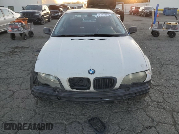 2001 BMW 3 Series 330Ci with VIN WBABN53451JU36194, listed as a Copart auction lot 42038005 with 159,293 mi miles and Salvage Title. Bid and sale history available at carsss.com. Image 5.