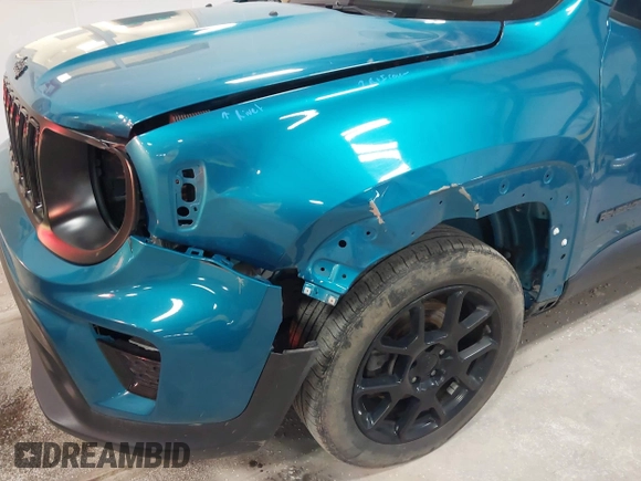 2020 Jeep Renegade Latitude z VIN ZACNJABB0LPL09308, wystawiony jako IAAI lot #41918498 z przebiegiem 88 213 mil mil oraz . Historia ofert i sprzedaży dostępna na DreamBid. Obrazek 6.