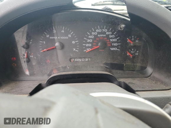 2005 Ford F-150 XLT with VIN 1FTRW12W05KE81229, listed as a Copart auction lot 62690935 with 186,423 mi miles and Clean title. Bid and sale history available at DreamBid. Image 9.