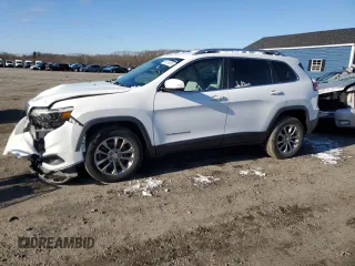 2020 Jeep Cherokee Altitude with VIN 1C4PJLLB6LD653228, listed as a Copart auction lot 86116814 with 88,072 mi miles and Salvage Title. Bid and sale history available at carsss.com. Image 1.
