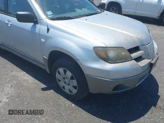 2004 Mitsubishi Outlander LS z VIN JA4LZ31FX4U004668, wystawiony jako IAAI lot #42316907 z przebiegiem 218 497 mil mil oraz . Historia ofert i sprzedaży dostępna na DreamBid. Obrazek 6.