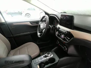 2022 Ford Escape SE with VIN 1FMCU9G61NUB97448, listed as a IAAI auction lot 41567257 with 50,485 mi miles. Bid and sale history available at carsss.com. Image 5.