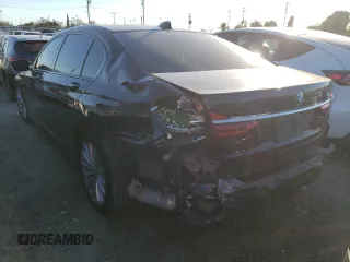2016 BMW 7 Series 740i with VIN WBA7E2C54GG547404, listed as a Copart auction lot 40052803 with 94,008 mi miles. Bid and sale history available at carsss.com. Image 2.