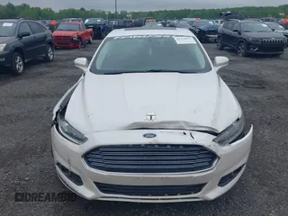 2014 Ford Fusion SE Hybrid с VIN 3FA6P0LUXER125766, выставлен на аукционе IAAI как лот 42178177 с пробегом 284 385 миль миль и . История ставок и продаж доступна на DreamBid. Изображение 12.