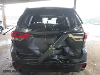 2019 Toyota Highlander SE with VIN 5TDJZRFH4KS747306, listed as a IAAI auction lot 41867414 with 96,247 mi miles. Bid and sale history available at carsss.com. Image 6.