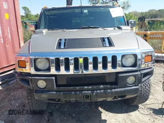 2005 Hummer H2 SUV with VIN 5GRGN23U85H129007, listed as a IAAI auction lot 41625417 with 102,389 mi miles. Bid and sale history available at carsss.com. Image 6.