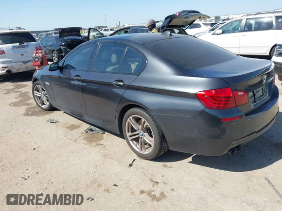 2014 BMW 5 Series 528i z VIN WBA5A5C59ED503028, wystawiony jako IAAI lot #42033479 z przebiegiem 93 335 mil mil oraz . Historia ofert i sprzedaży dostępna na DreamBid. Obrazek 3.