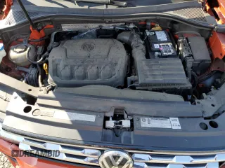 2019 Volkswagen Tiguan SE with VIN 3VV2B7AX2KM055543, listed as a Copart auction lot 52182215 with 40,563 mi miles and Salvage Title. Bid and sale history available at DreamBid. Image 13.